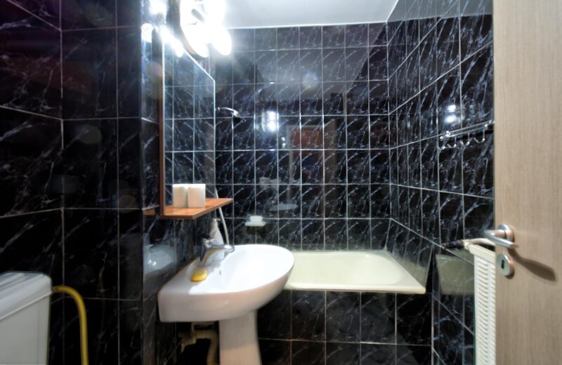 Garsoniera metrou Dristor (3 minute) str. Laborator - Mihai Bravu Rm Valcea