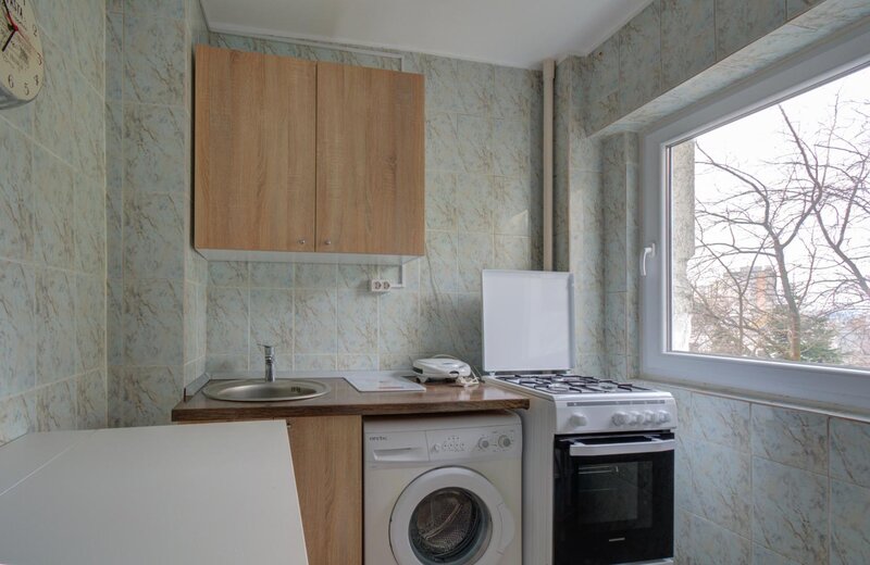 Garsoniera metrou Dristor (3 minute) str. Laborator - Mihai Bravu Rm Valcea